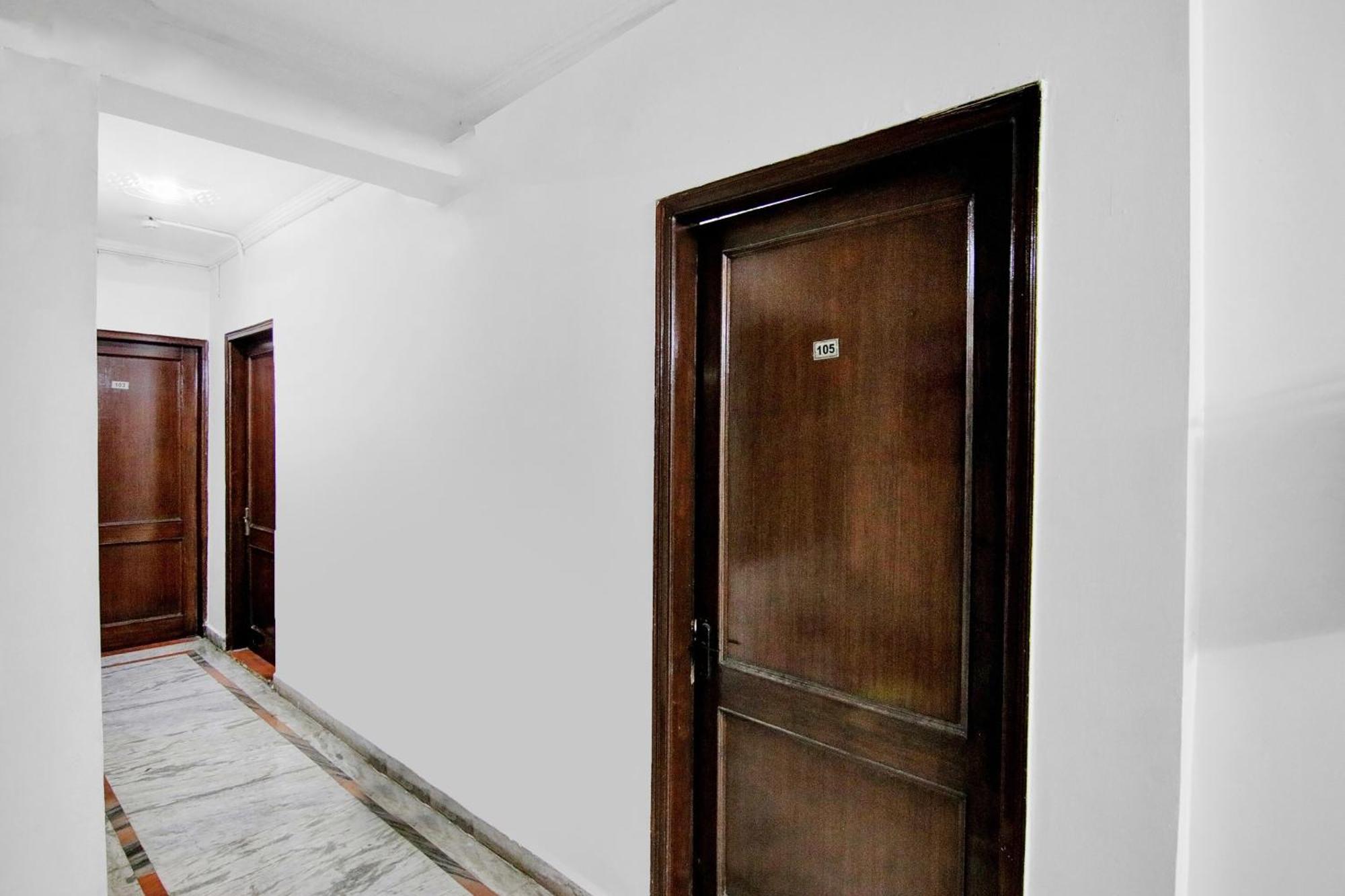 Hotel O Orlov ノイダ エクステリア 写真