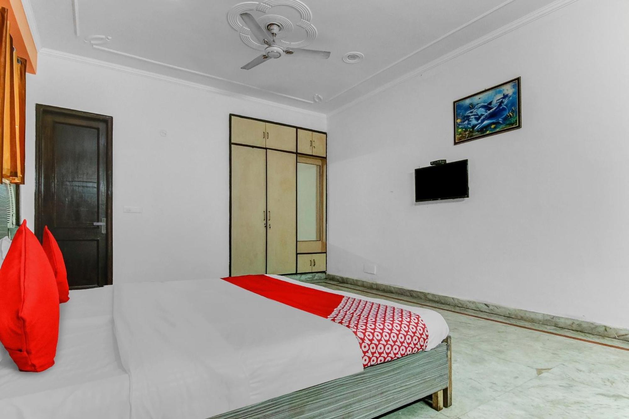 Hotel O Orlov ノイダ エクステリア 写真